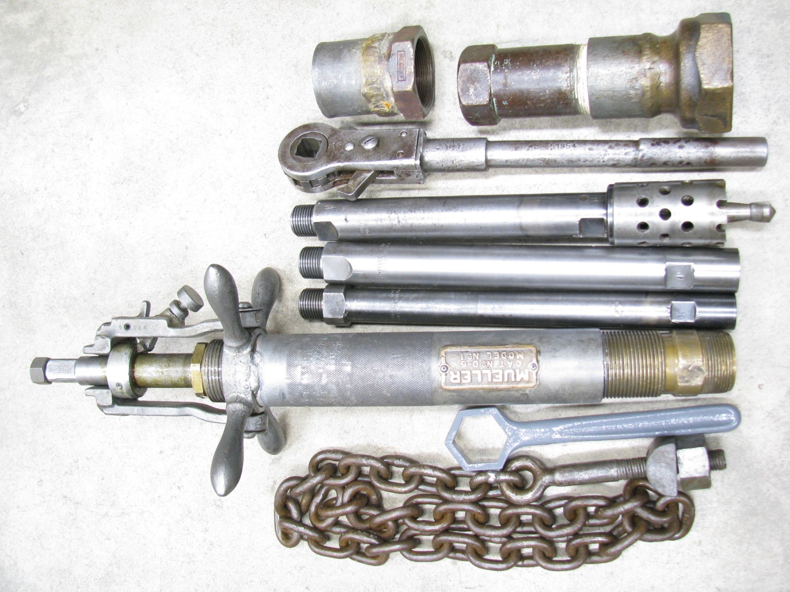 Mueller Drilling Machine D-5 Water Main Tap Tools