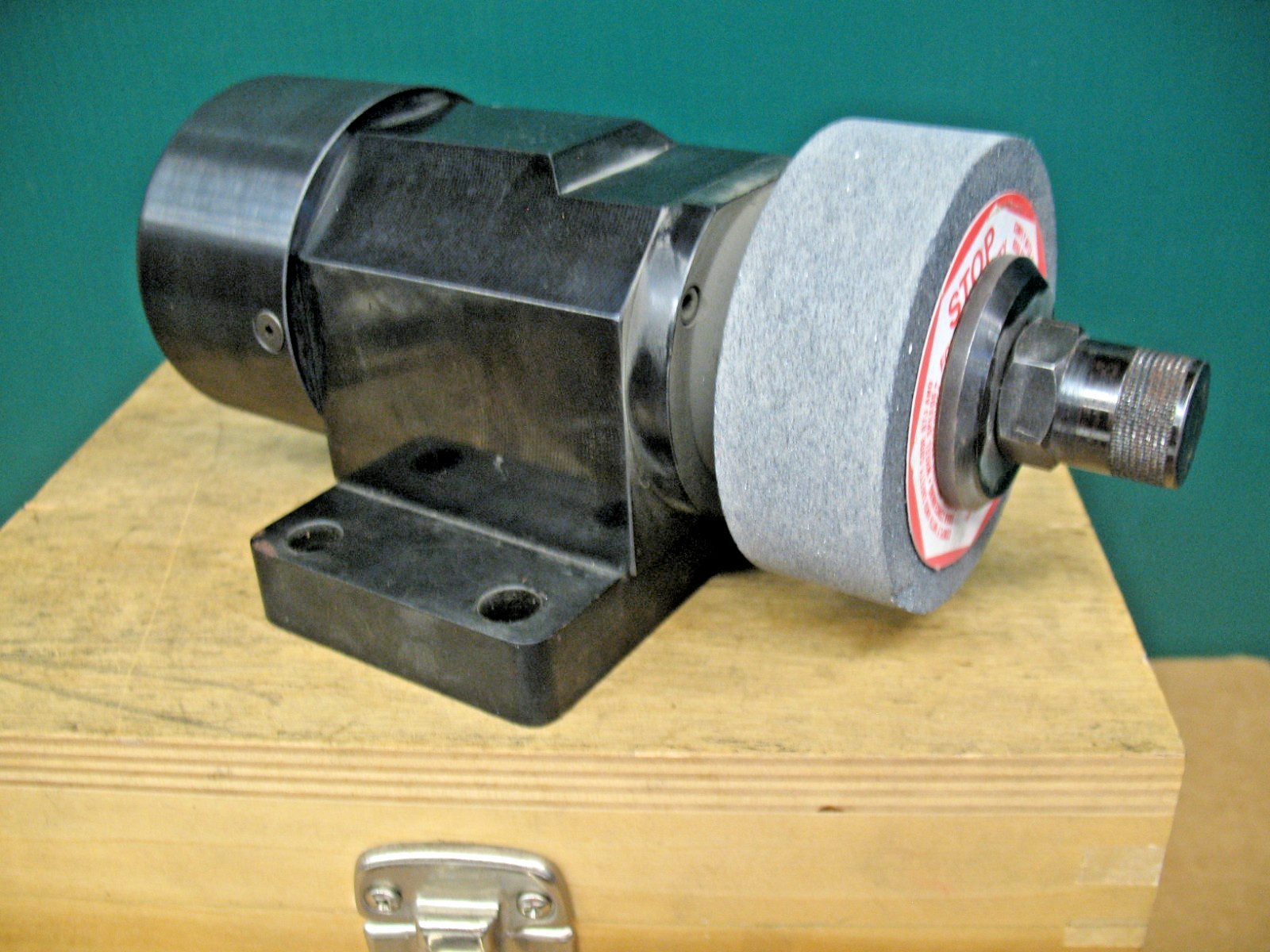 DIAMOND WHEEL DRESSER BRAKE CONTROLLED TRUING DEVICE W/CASE ***VGC***