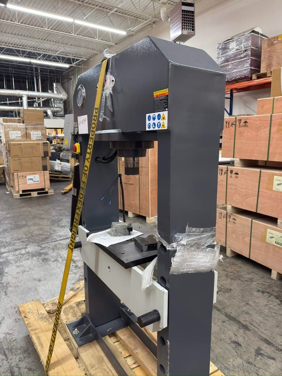 KAKA INDUSTRIAL H-Frame Shop Press, 50 Ton, 8.6 in Stroke, HP-50 (Not Brand New)