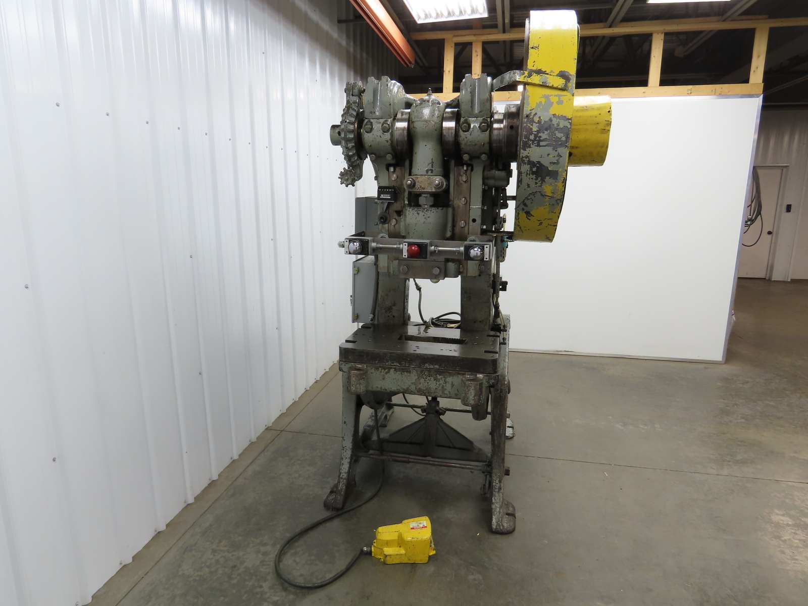 Johnson No 5 Mechanical OBI Punch Press 50 Ton 4″ Stroke 10″ Throat Bad Motor