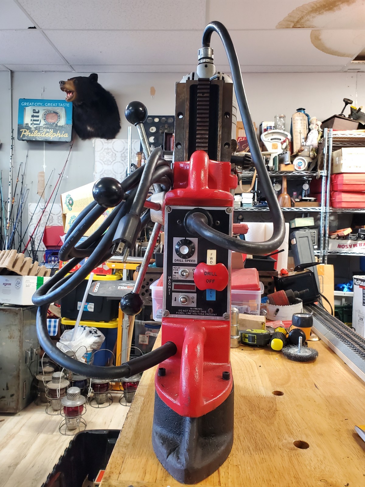 Milwaukee 4202 Heavy Duty Electromagnetic Drill Press 120V 12.5A