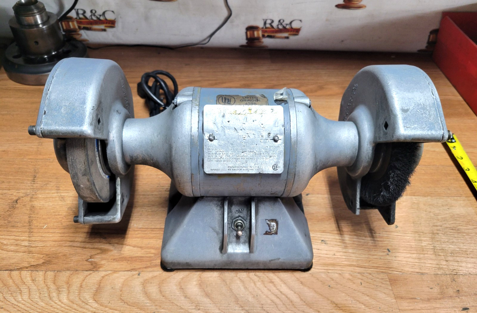 BALDOR # 612 6″ GRINDER / BUFFER 115V 3600 RPM