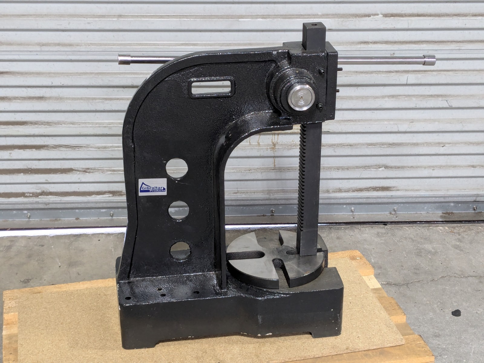 Gibraltar Heavy Duty Manual Arbor Press 4 Ton Pressure 16-3/4" Stroke