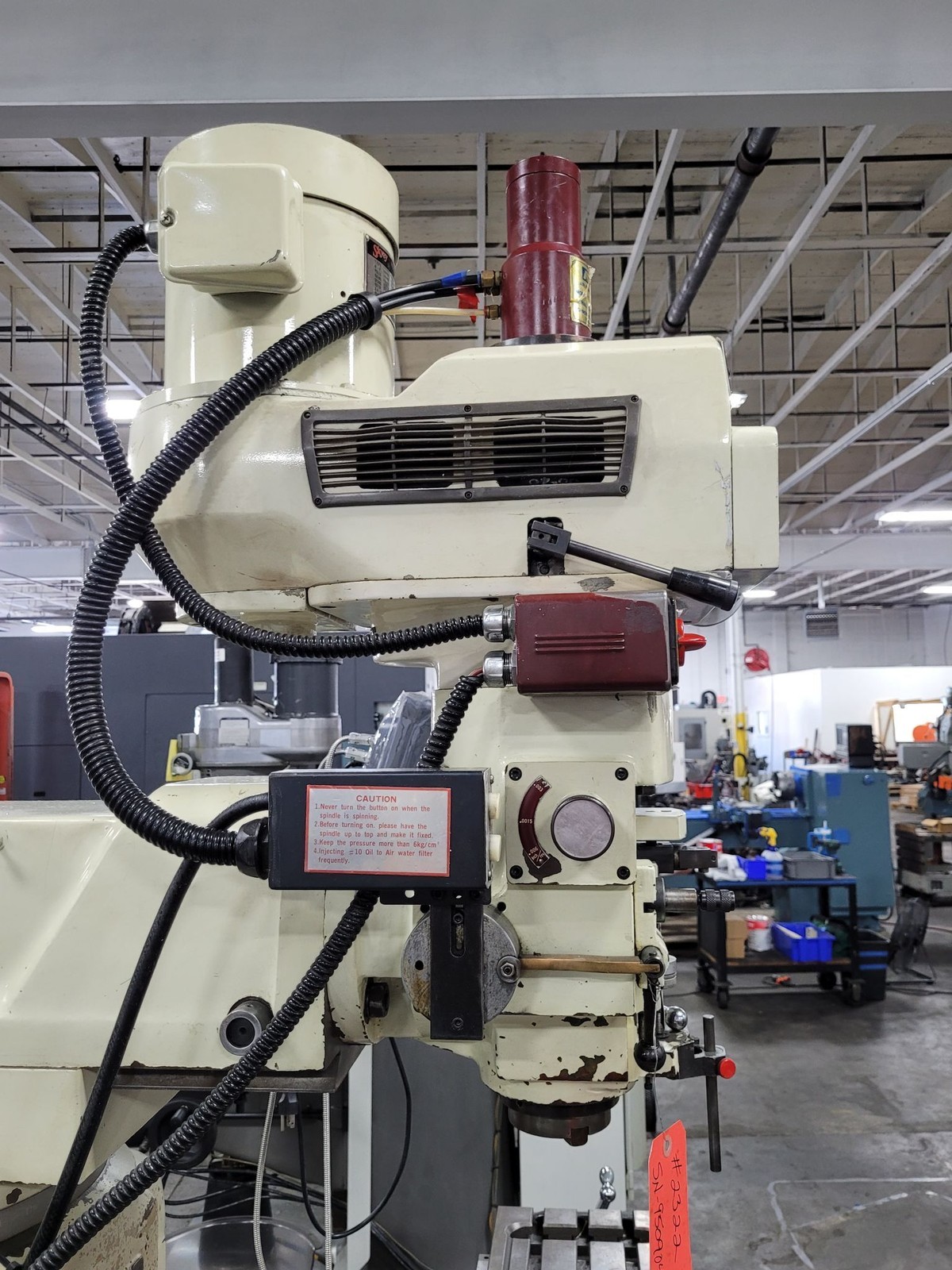 Acer Ultima 4VK 5 HP Vertical Mill w/40 Taper, PF, PDB, DRO