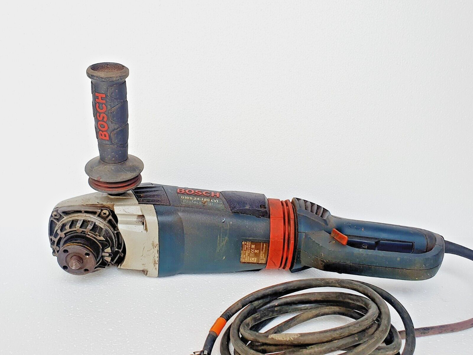 BOSCH GWS 24-180 LVI Corded Angle Grinder 7″, 180 mm 2400 W, 230 Volt