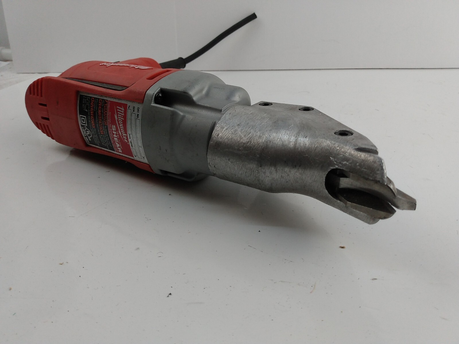 Milwaukee 6852-20 BROKEN Corded 18-Gauge Sheet Metal Shear 6.8 Amp Motor BROKEN
