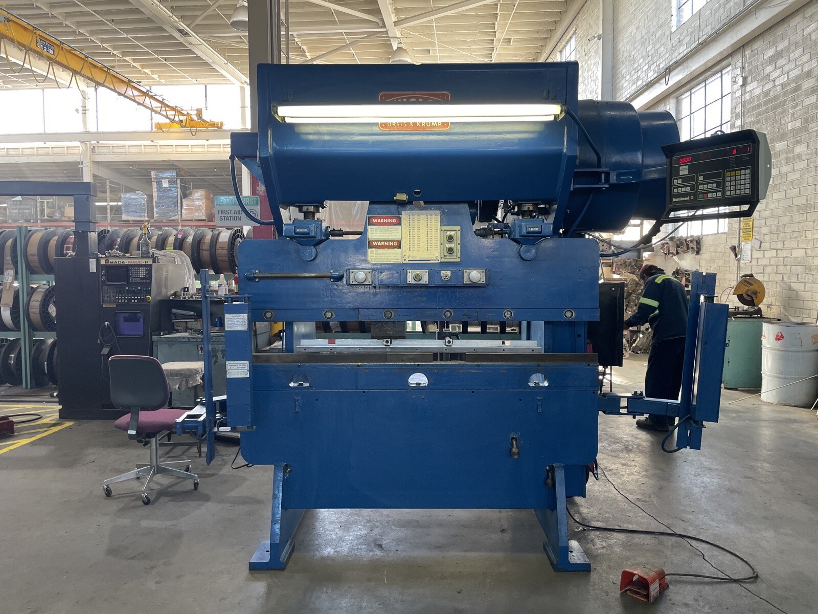 Chicago Dreis & Krump 6′ X 90 Ton Mechanical Press Brake 5 HP w/ Electronic Back
