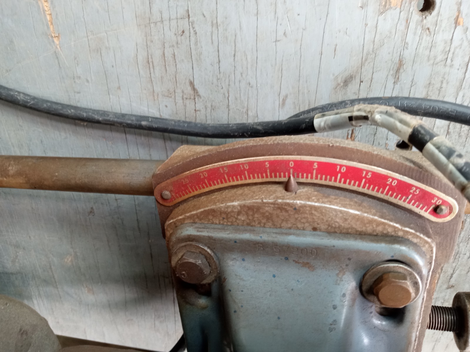 Vintage General 2 Axis Surface Grinder 1/4HP 3450 RPM Slotted 18″x8″ Table Works