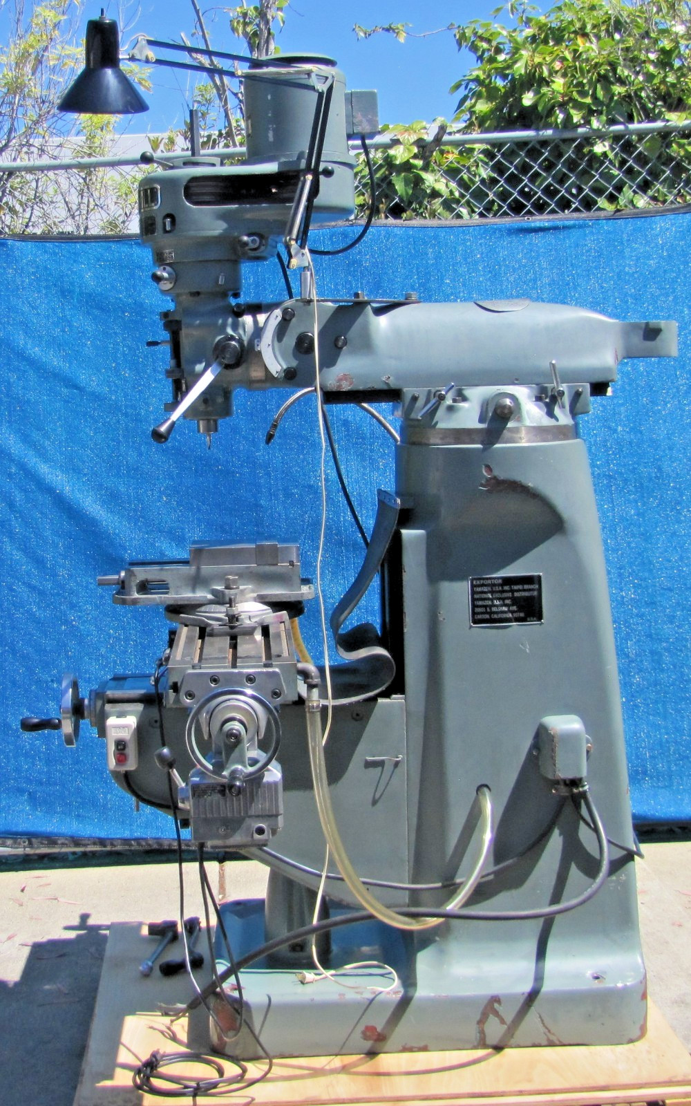 Maxmill 2HP Mill Drilling Milling Machine Power Table Auto Feed Coolant 6in Vise