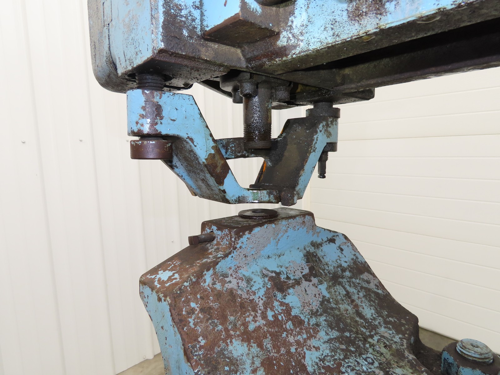 Buffalo 1/2 Mechanical Iron Worker UIW 50 Ton 3 HP 460V Shear Punch Cutter
