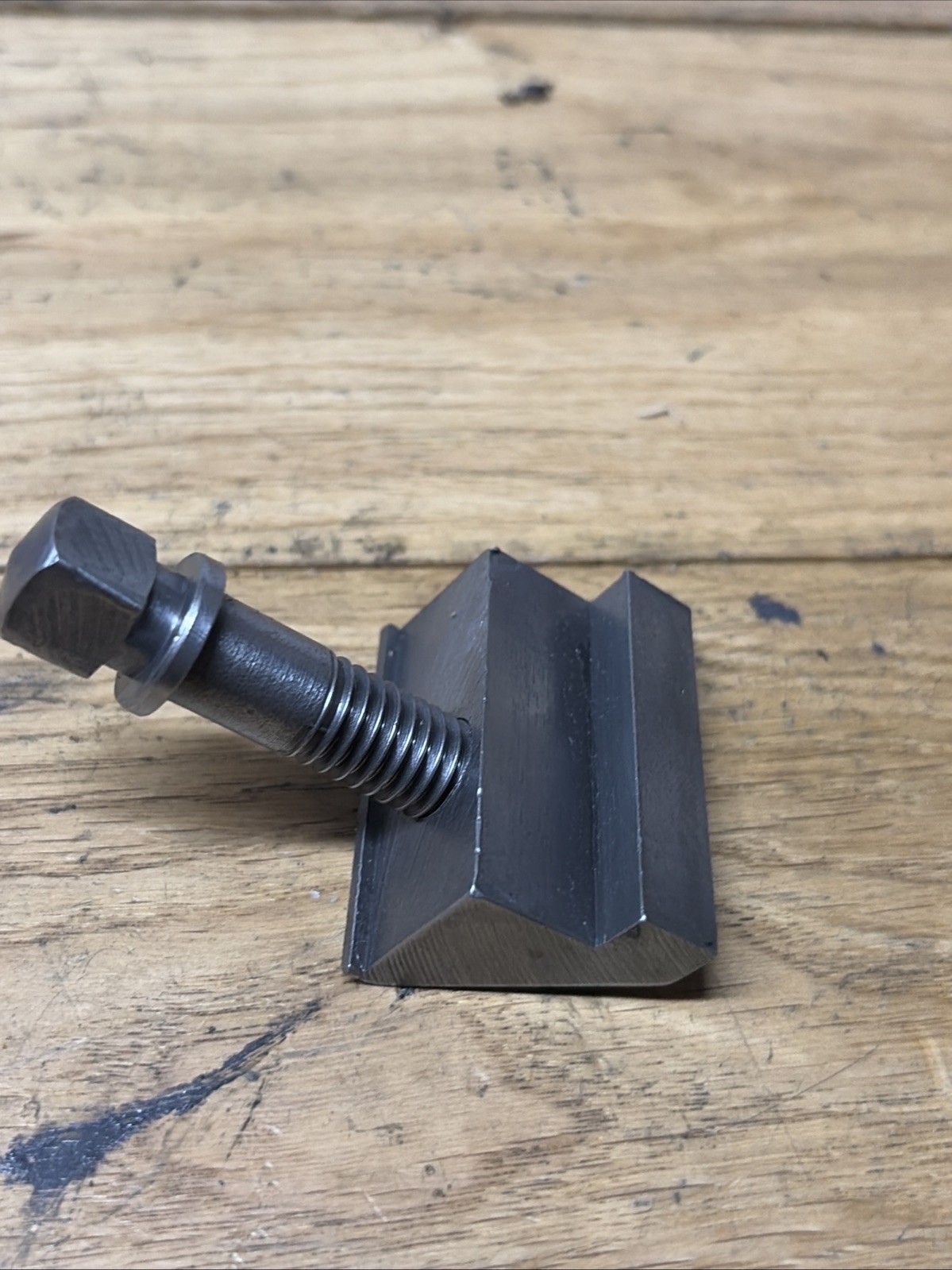 Clausing 5900 Series 12” Lathe Carriage / Saddle Lock