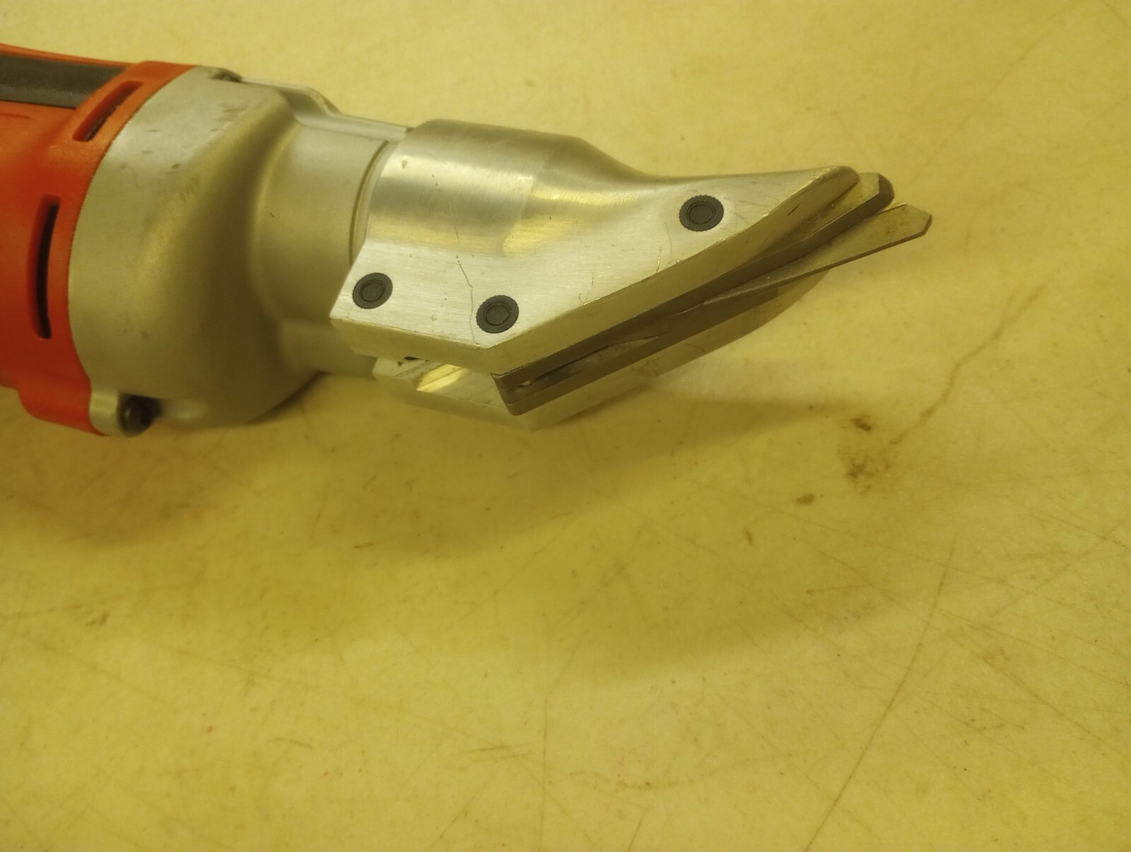 Milwaukee 6852-20 Corded 18Gauge Metal Shear