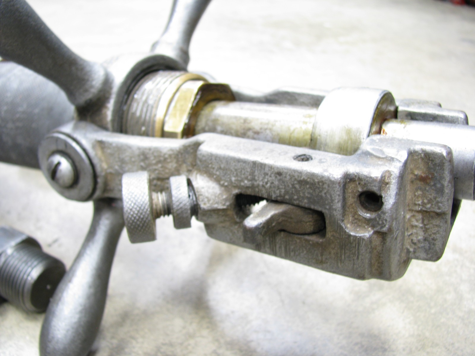 Mueller Drilling Machine D-5 Water Main Tap Tools