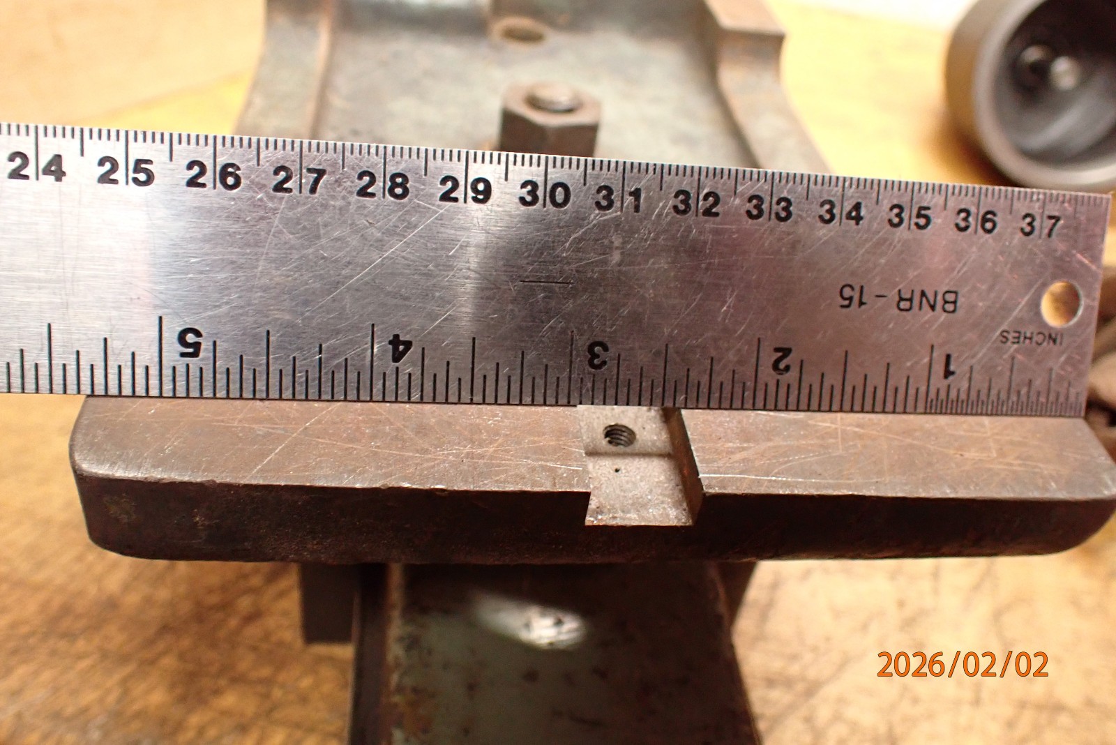 OLDER SMALL MILLING OR GRINDING GRINDER VISE W/ SWIVEL BASE CASTING