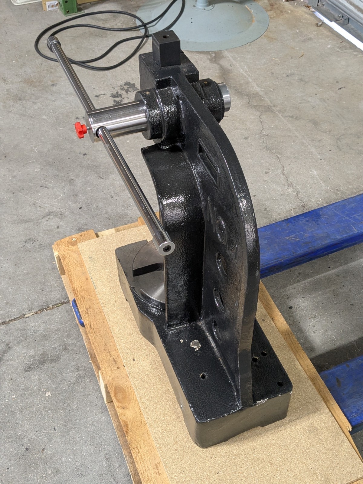 Gibraltar Heavy Duty Manual Arbor Press 4 Ton Pressure 16-3/4" Stroke