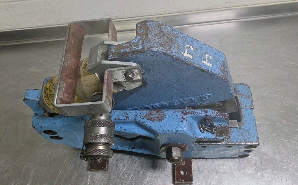 HYDRAULIC FABRICATION ANGLE IRON BAR SHEAR POSSIBLE ROPER WHITNEY WORKER ENERPAC