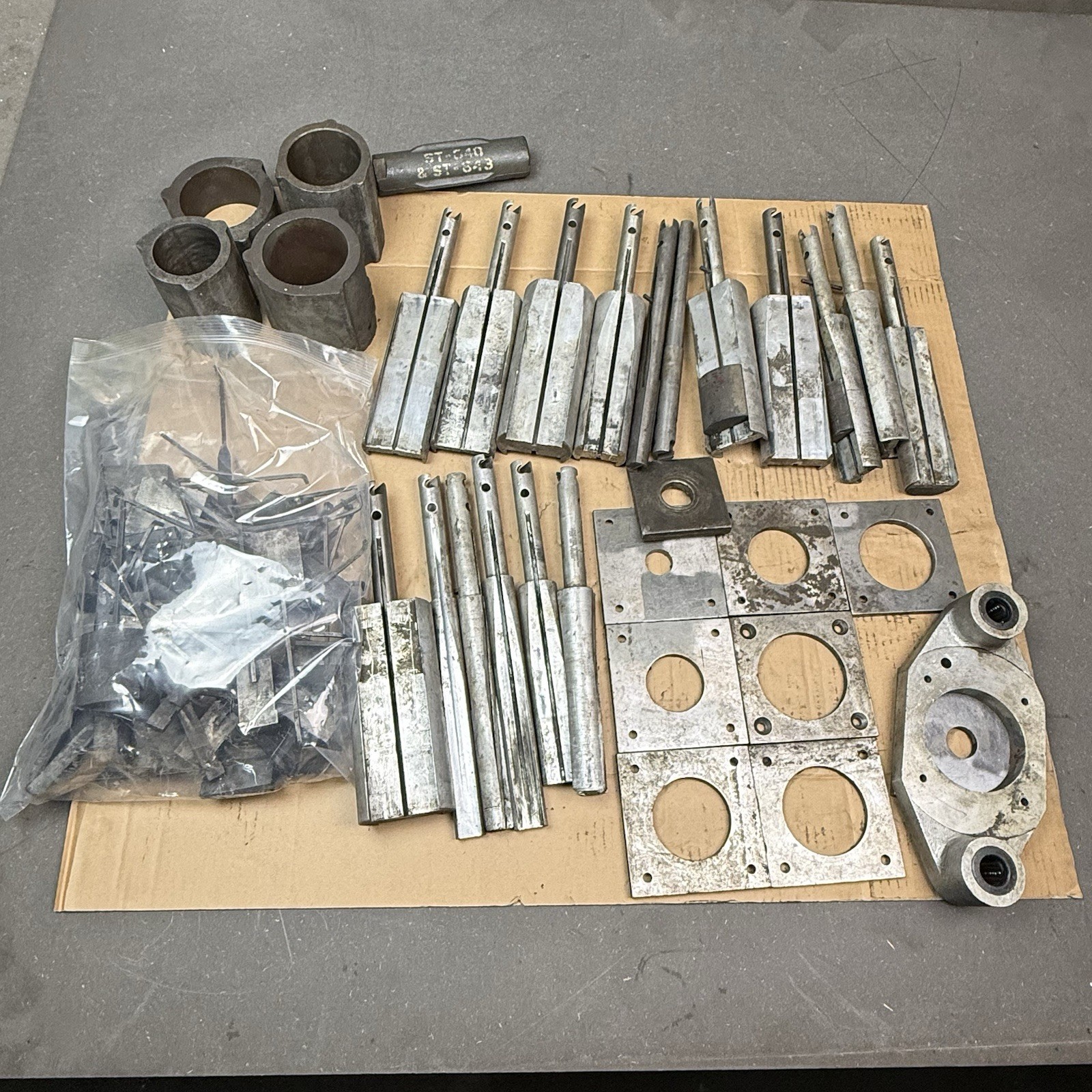 Superior Hone Unit 2000 Tooling Kit Mandrels Holders Plates Sleeves