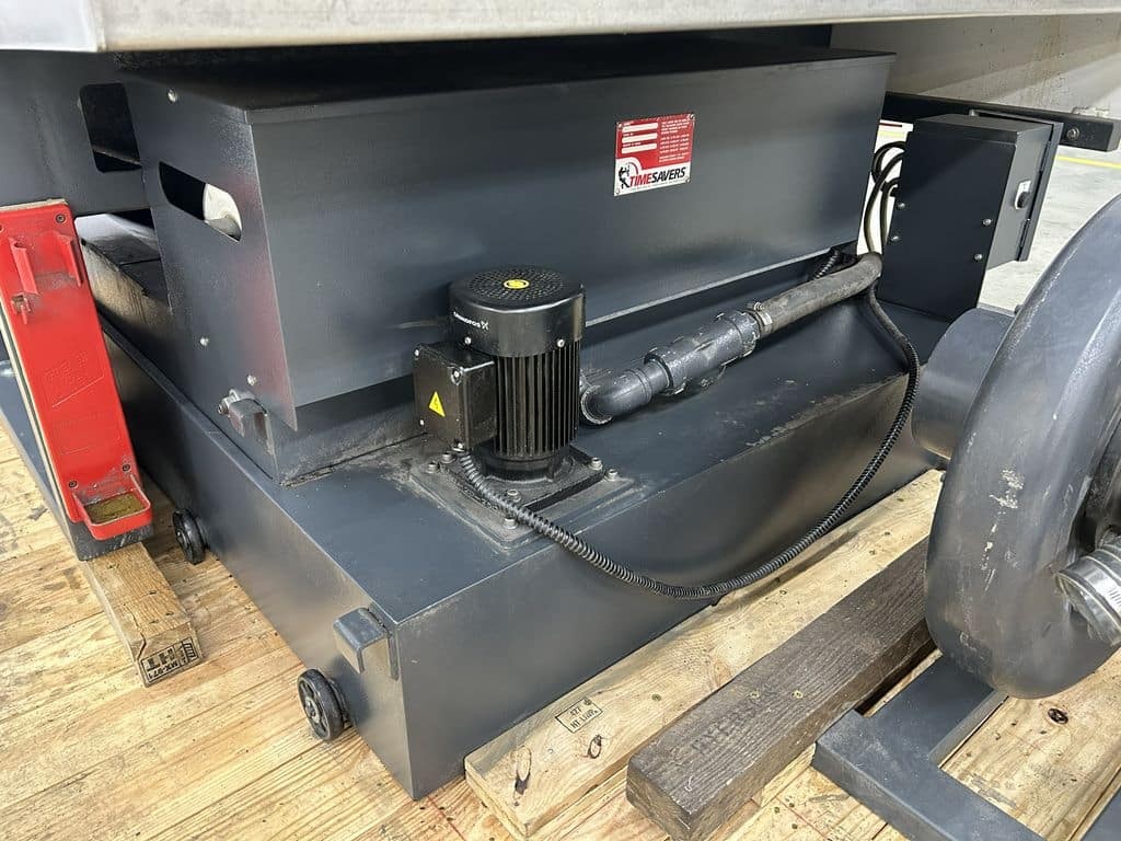 Timesavers LYNX 37MWT-D-60 37″ Wet Wide Belt Finishing / Deburring Machine (2…