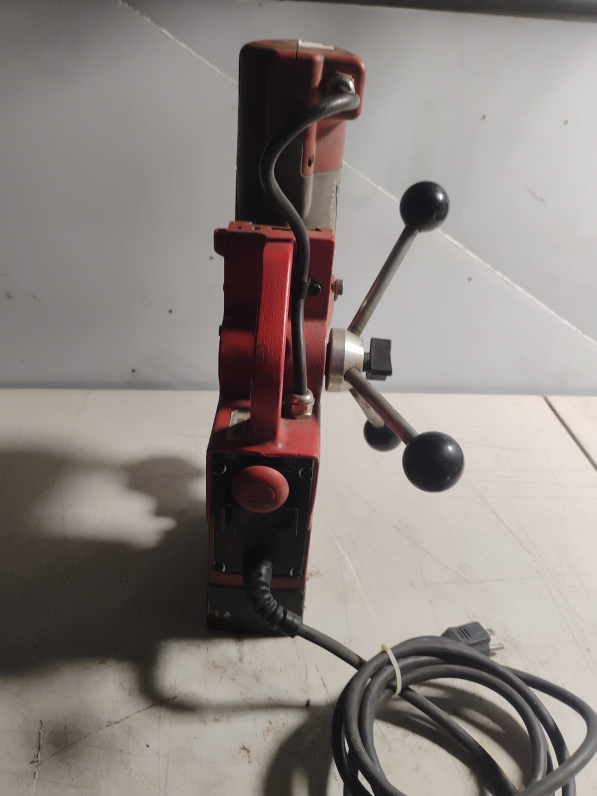 MILWAUKEE 4270-20 COMPACT ELECTROMAGNETIC DRILL PRESS MACHINE 120V