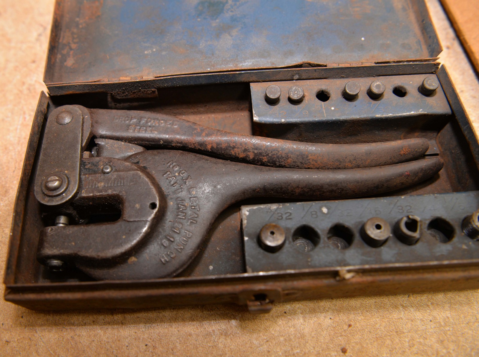 4 metal punch Whitney Parker Kalon portable tinsmith blacksmith bench tool lot
