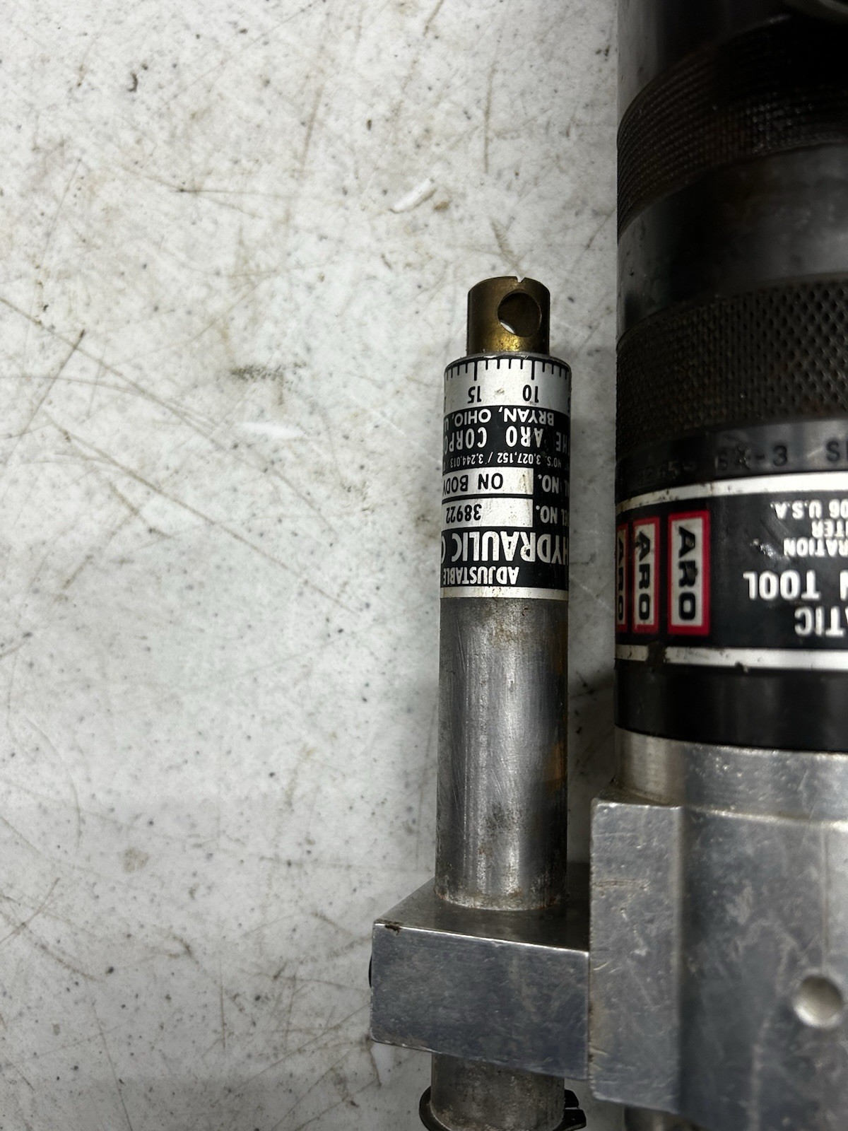 ARO PNEUMATIC TOOL SELF FEED DRILL 8265-64-3 || 8265643