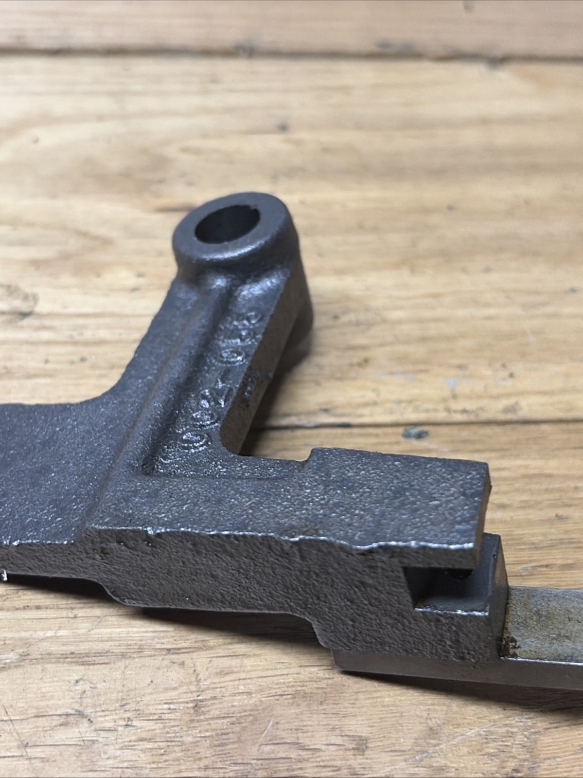 Clausing 5900 Series 12” Lathe Apron Lock / Safety Arm
