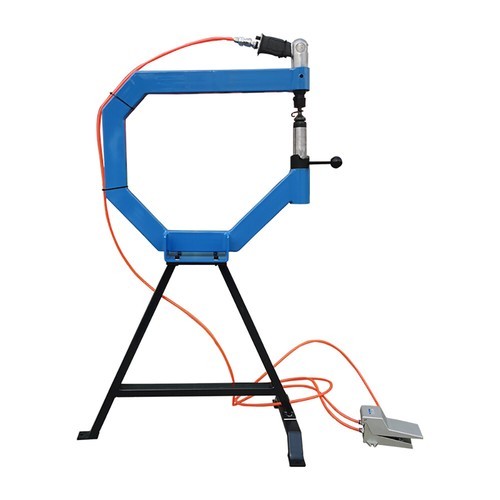 Industrial Pneumatic Planishing Hammer with Stand, Pedal & 1-3″ Anvils