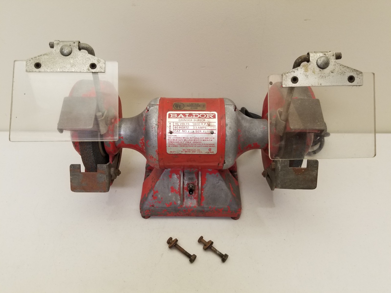 BALDOR 6” GRINDER / BUFFER #612R – 1/3 HP – 3600 RPM – 115 VOLTS – RUNS GREAT!