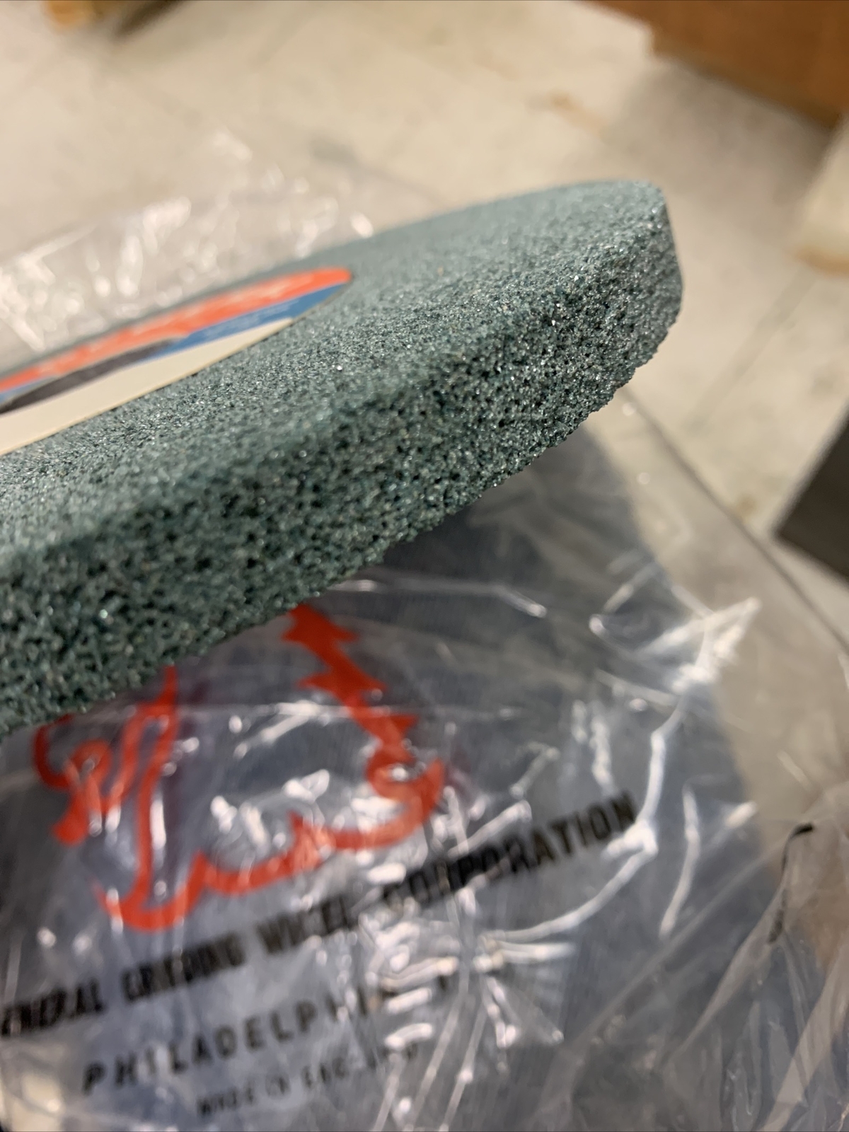 General 7 x 1/2″x 1-1/4″ Green Wheel Silicon Oxide 60 Grit Surface Grinding