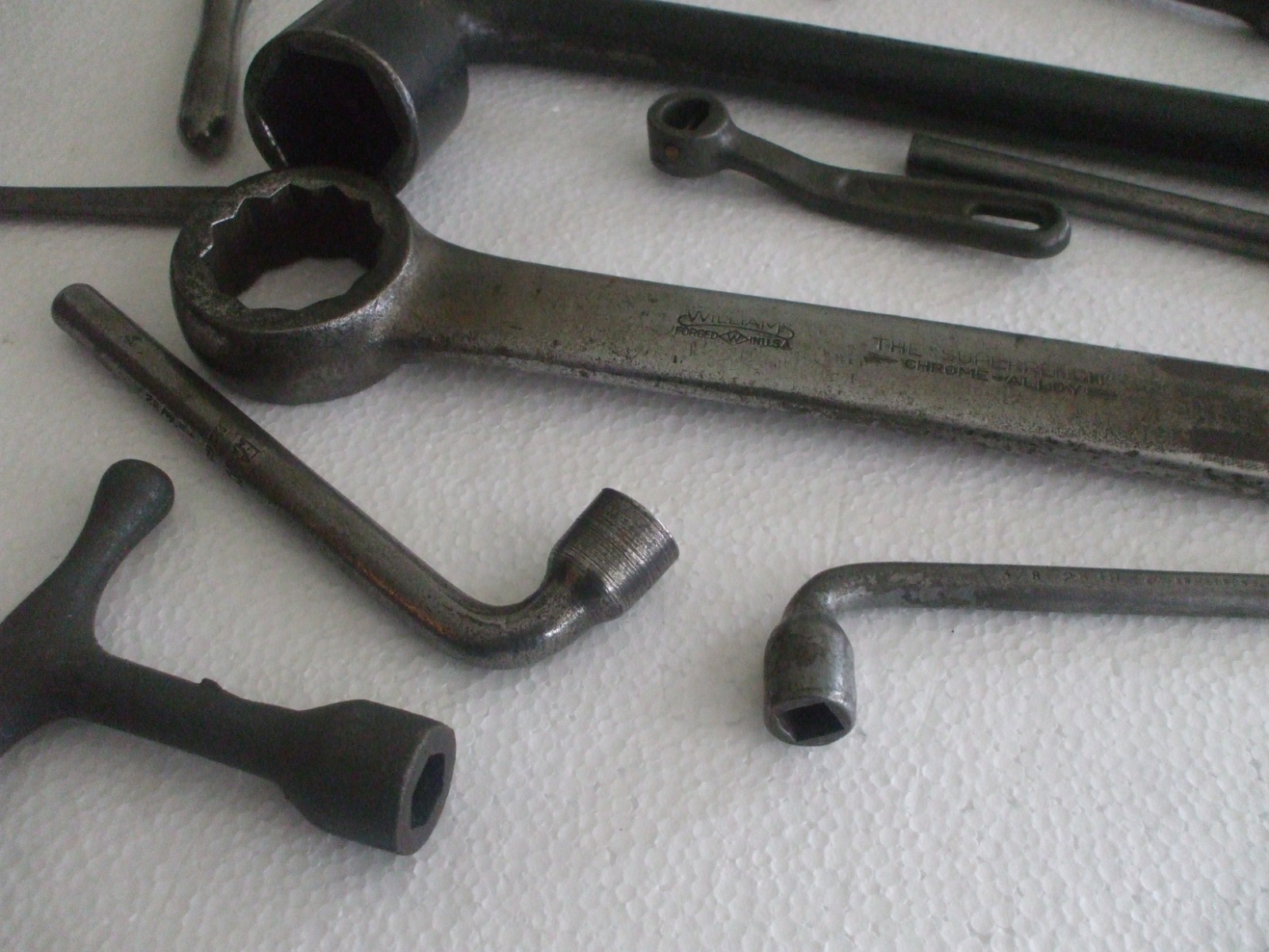 MACHINISTS LATHE MACHINE WRENCHES TOOLS POST T-HANDLE
