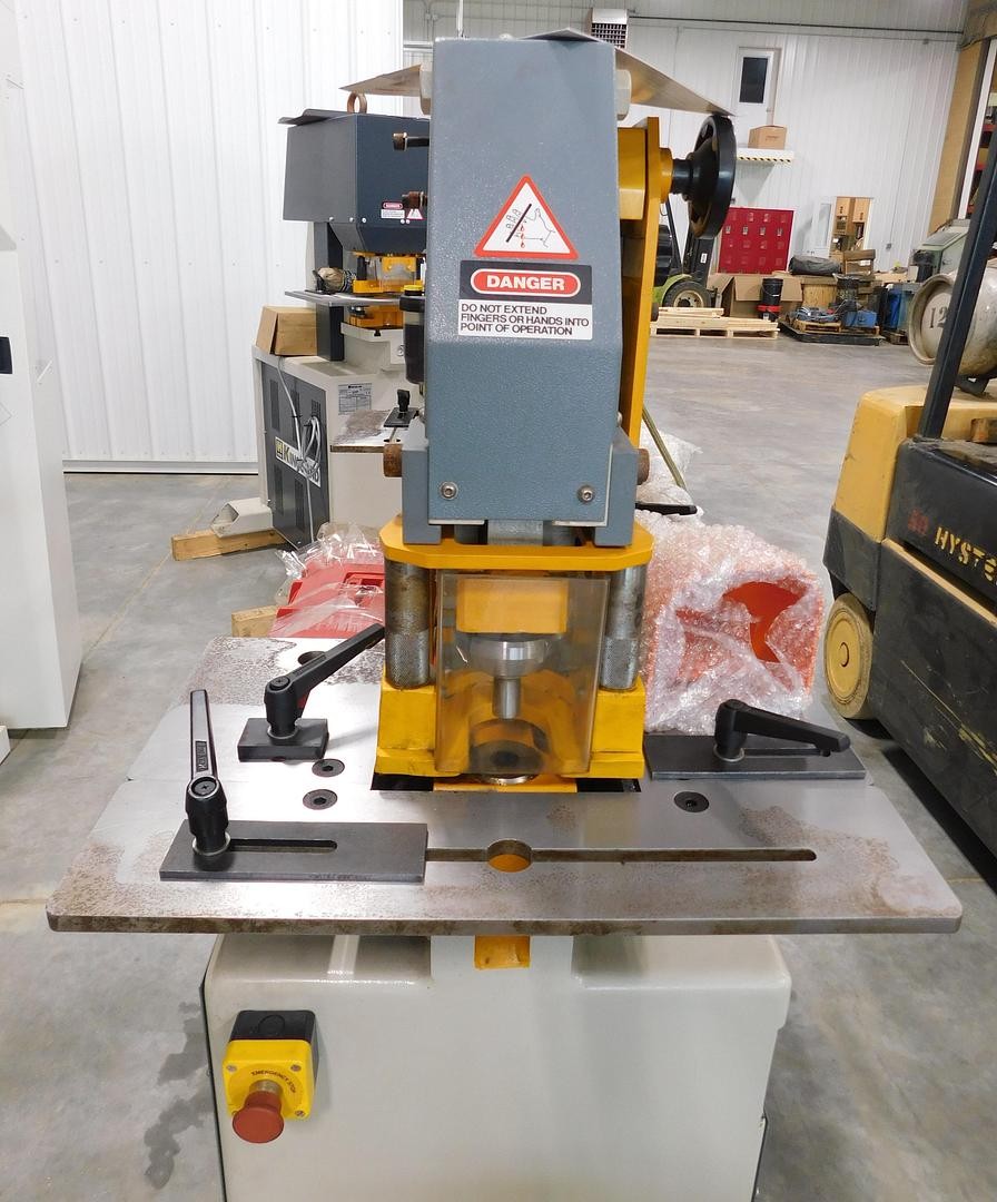 #10449: NEW Kingsland 50 Ton Hydraulic Ironworker