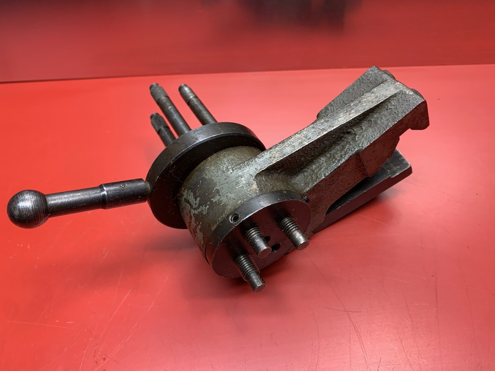 Machinist Lathe Tool: Used Clausing 5900 Series 4 Position Bed Stop 386 084