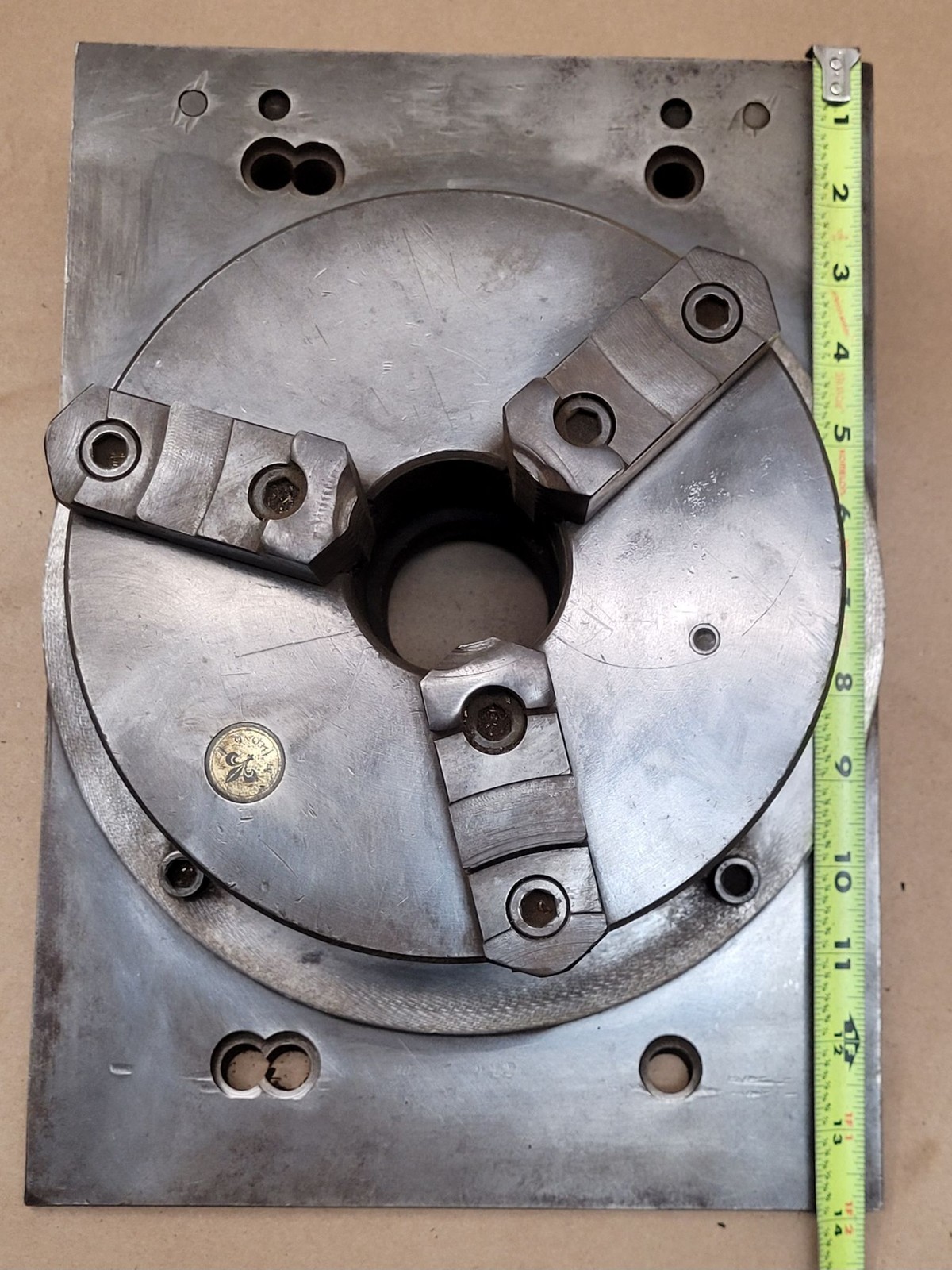 Le Blond 8in – 3 Jaw Chuck w/ Angle Plate 14x10x4in