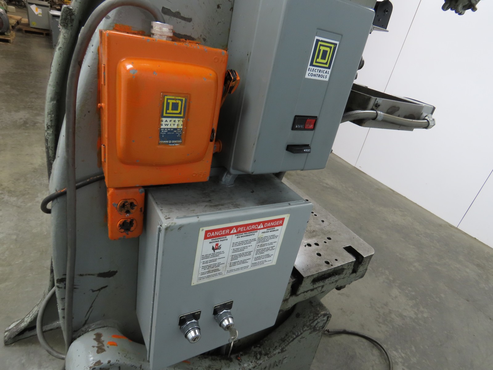 Johnson No 5 Mechanical OBI Punch Press 50 Ton 4″ Stroke 10″ Throat Bad Motor