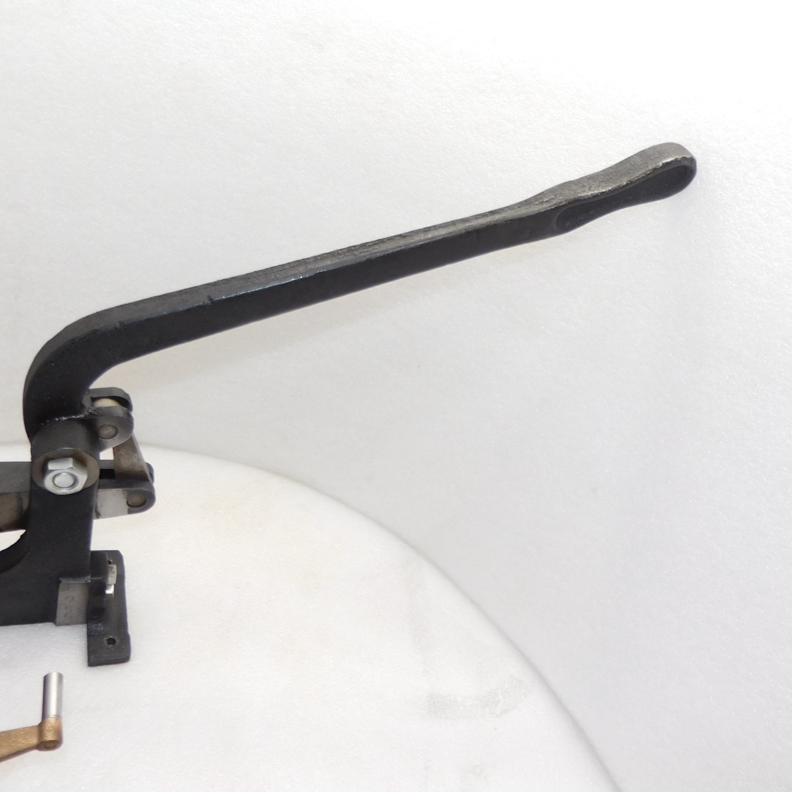 Helmold rule steel cutting creasing machine shear tool