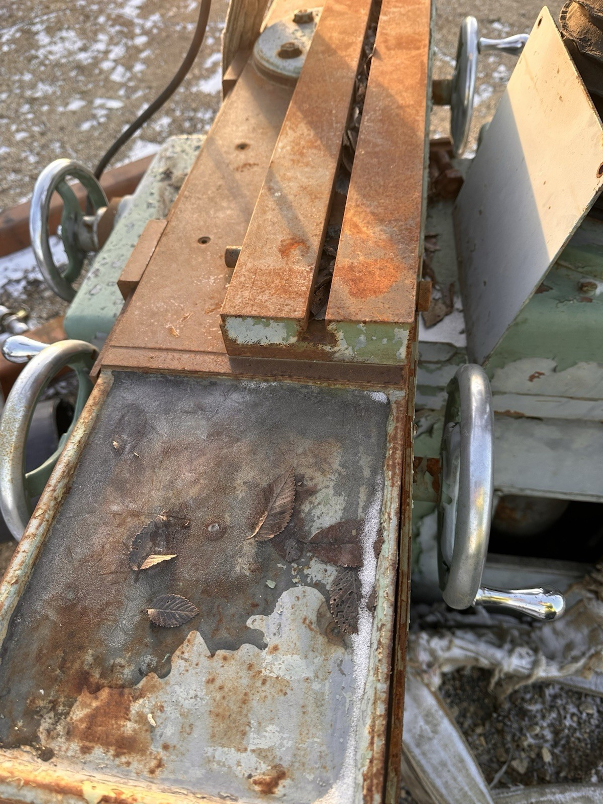 Norton Surface Grinder Used In Good Working Condition With A lot Of Attachments