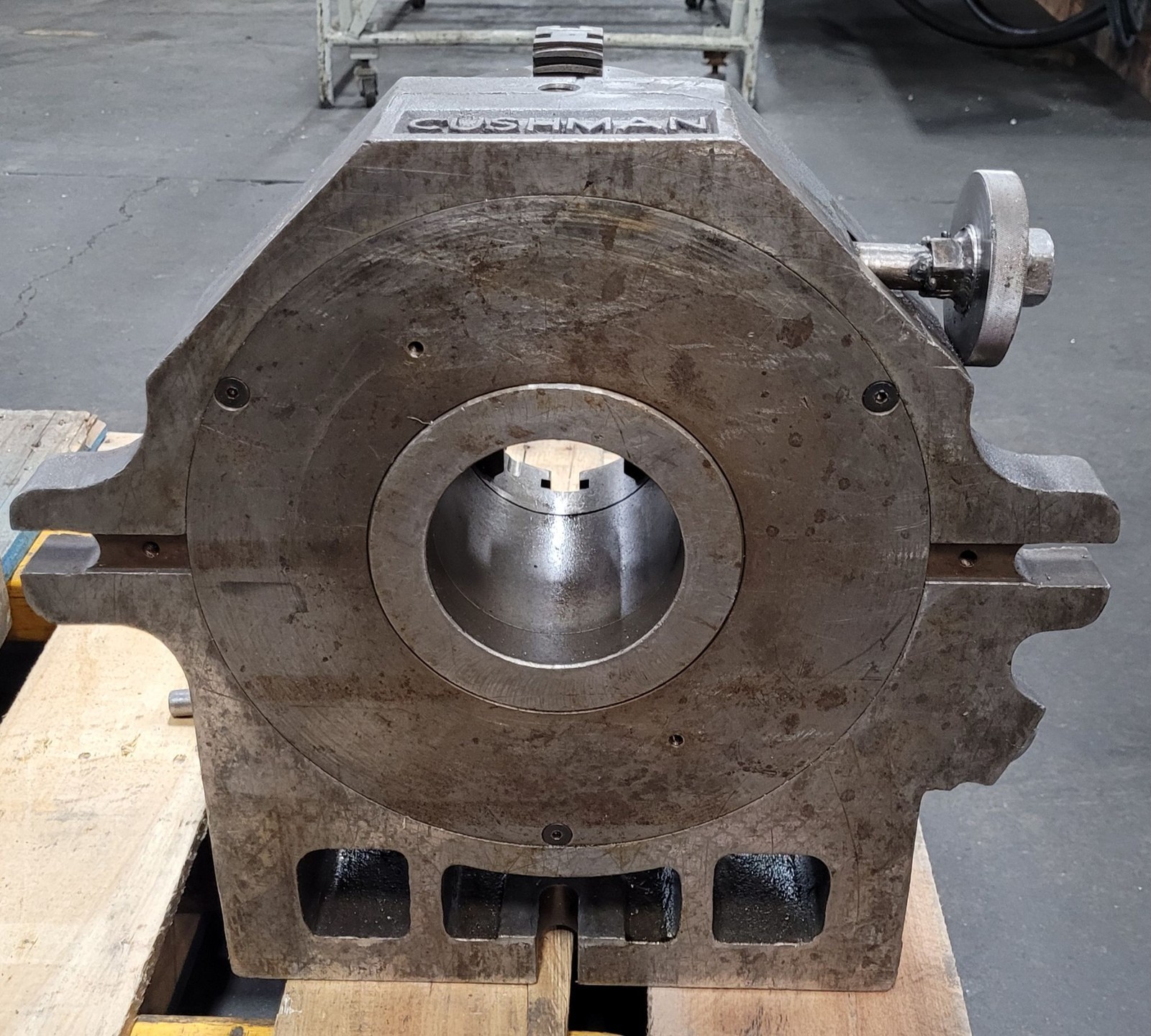 Cushman Super Spacer w/ 12in Cushman – 3 Jaw Chuck