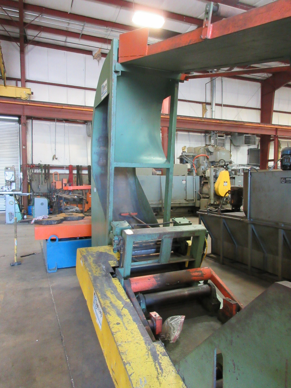 Dallas 10,000 Lbs. 24″ Wide x 60″ O.D. x 0.25″ Thick Cradle Uncoiler
