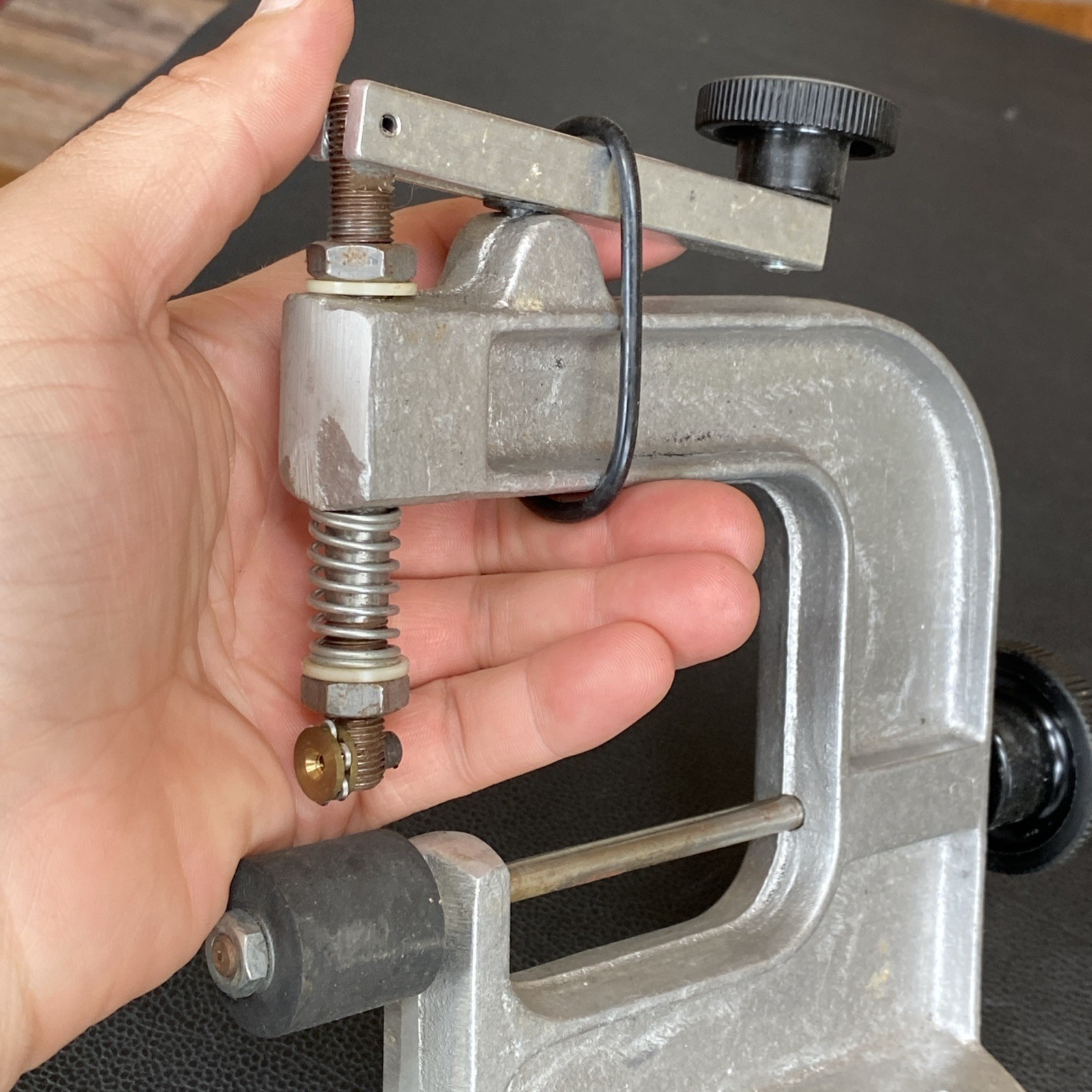 Manual Tapping Machine Desktop Precision Hand Tapper Vertical Tool Glass Cutter