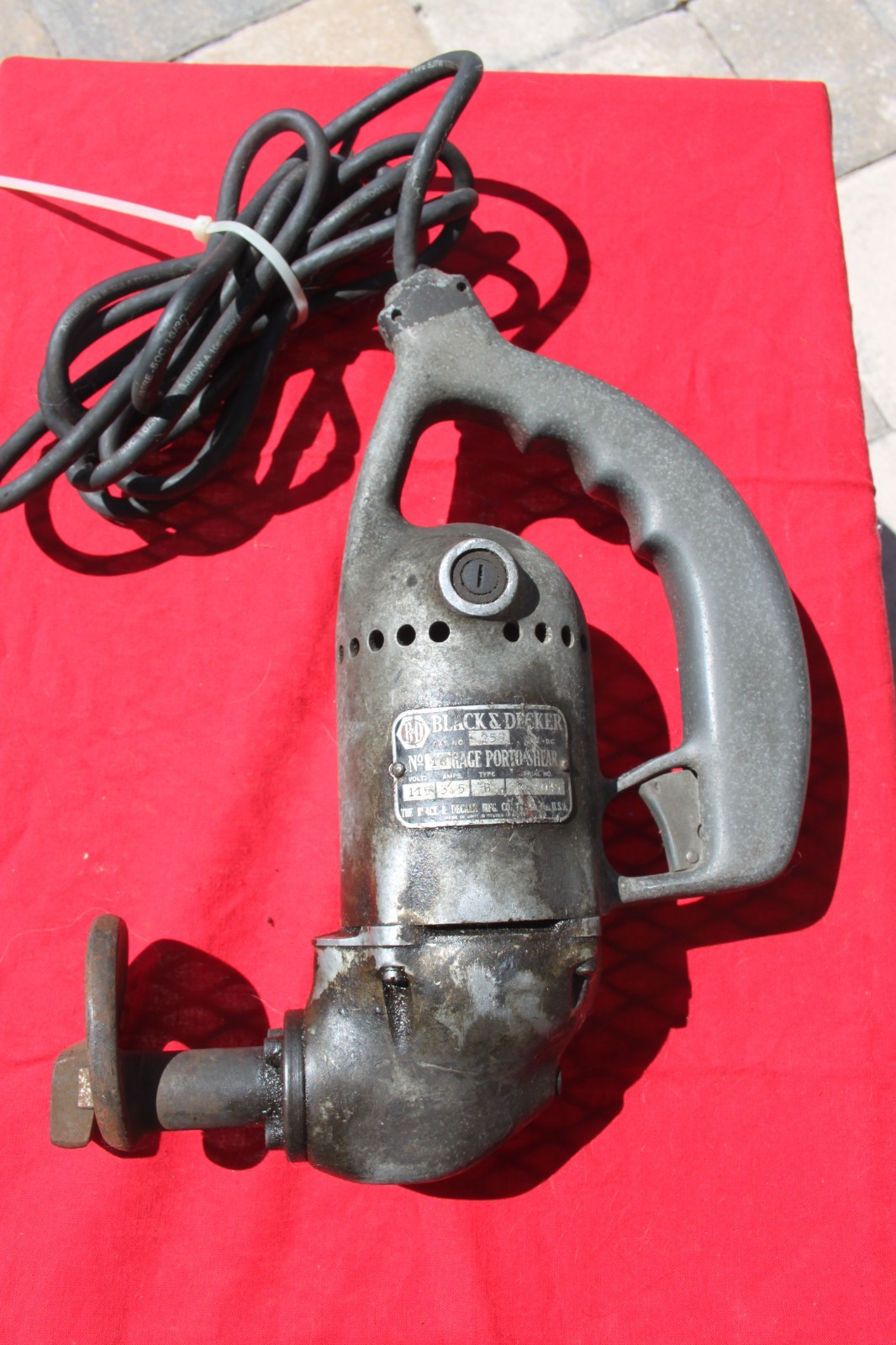 Black & Decker Vintage #16 Shear, Cat # 259
