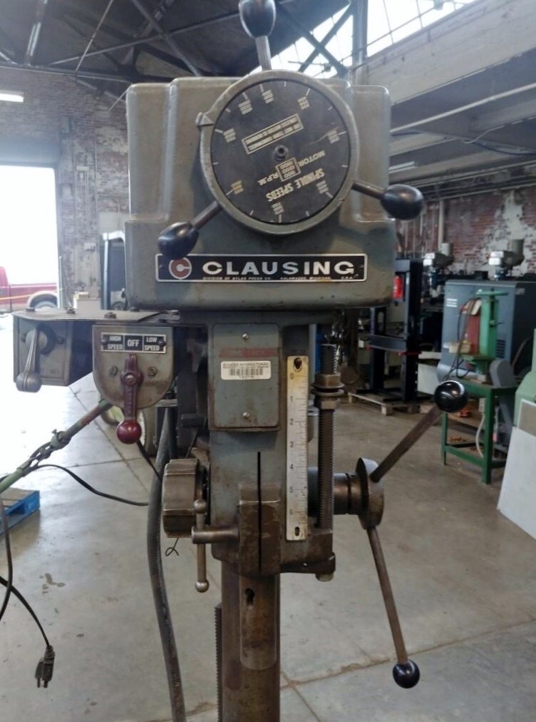 CLAUSING 20″ VARIABLE SPEED FLOOR STAND DRILL PRESS Model 22V-1