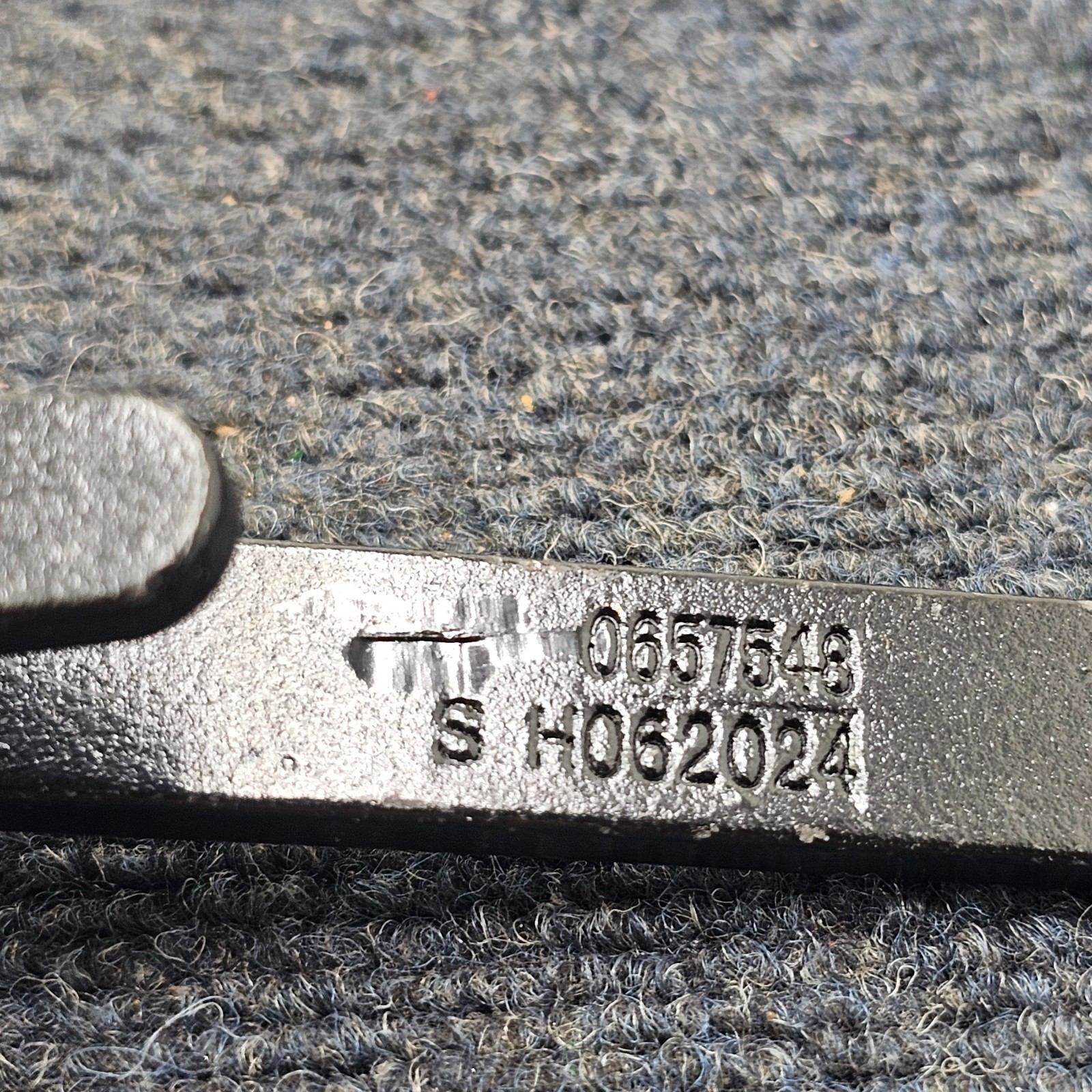 0657548: S H062024 Tube Bender Model Engineering Tool