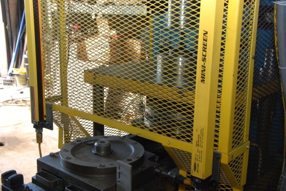 50 Ton Denison Multipress Gap Frame & Shuttle Feed • 15″ Stroke / 24″ Daylight