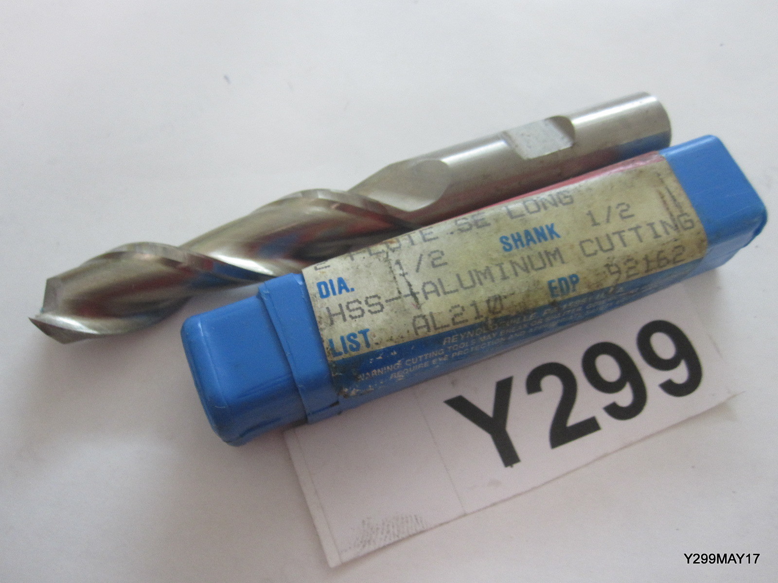 NIAGARA N92162 2-Flute High Speed Steel High Helix Single End Mill for Aluminum