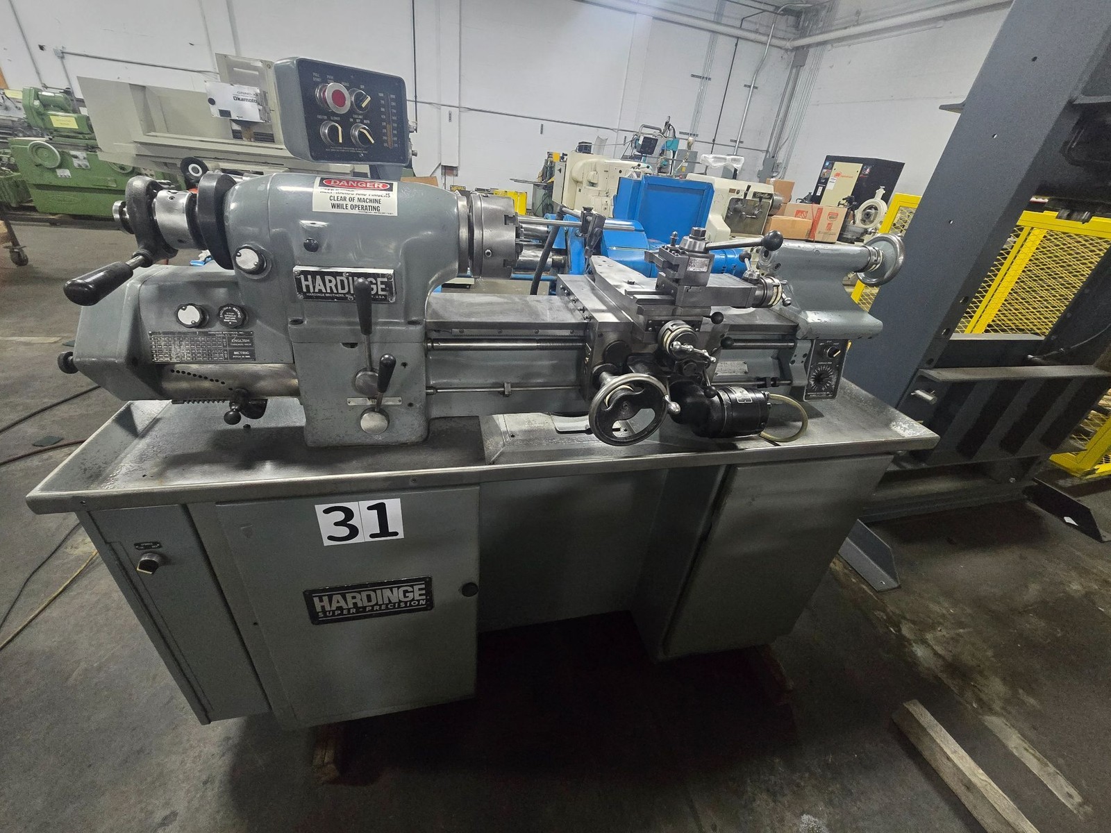 11”x18” Hardinge HLV-H-EM Tool Room Lathe w/Inch/Metric