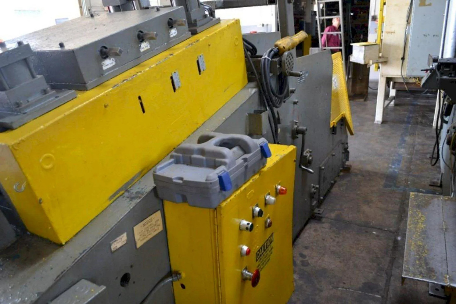 10,000 lbs. x 12″ Wide Coe Used Coil Cradle Straightener For Sale, Model# CPCC-1