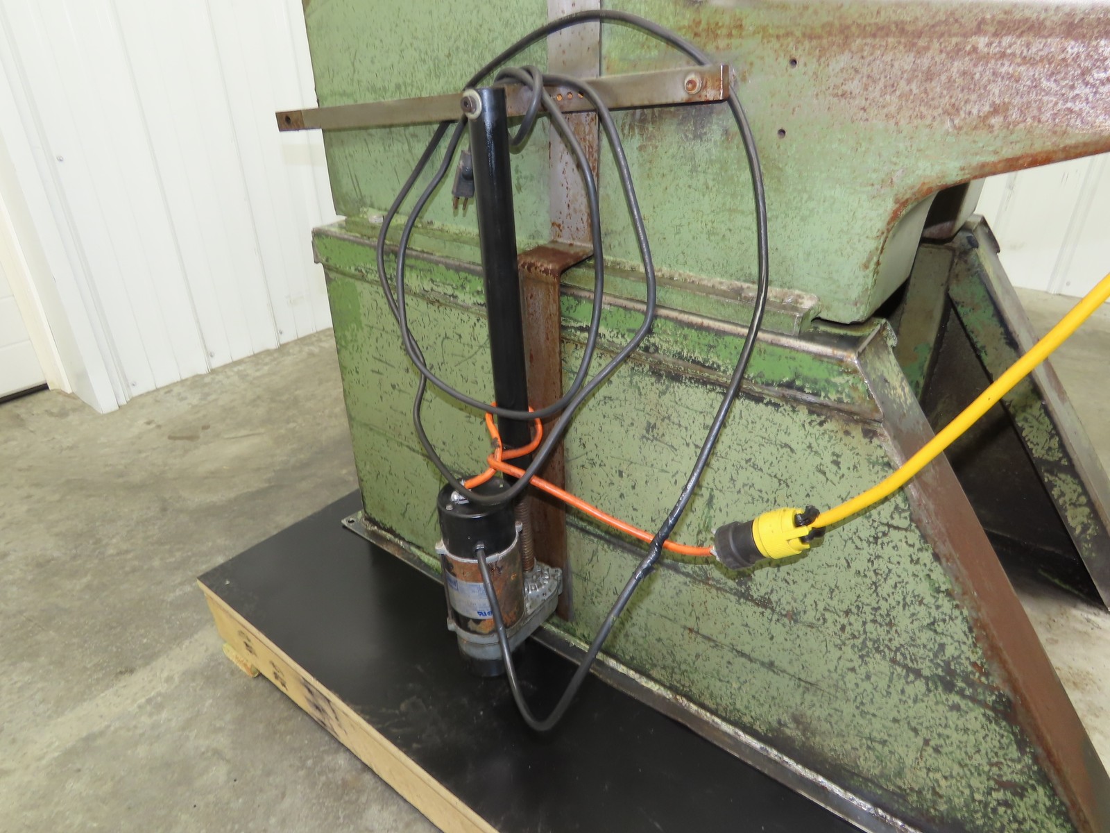 Denison Multipress Electric Over Hydraulic Press 8 Ton 12″ Stroke 230V