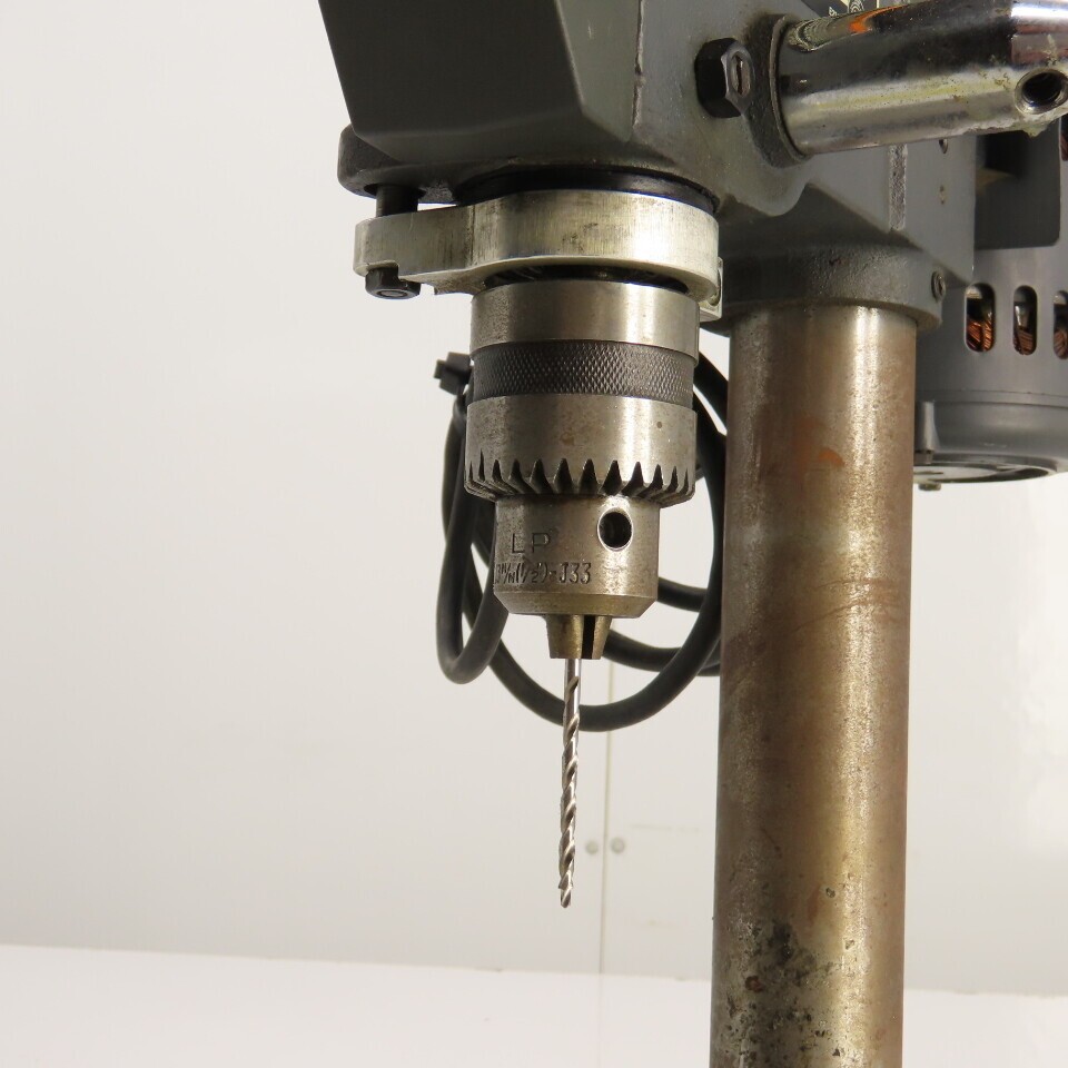 Sears Craftsman 3-Speed 8″ 1/3HP Drill Press 115V Single Phase 620-1300-3100RPM