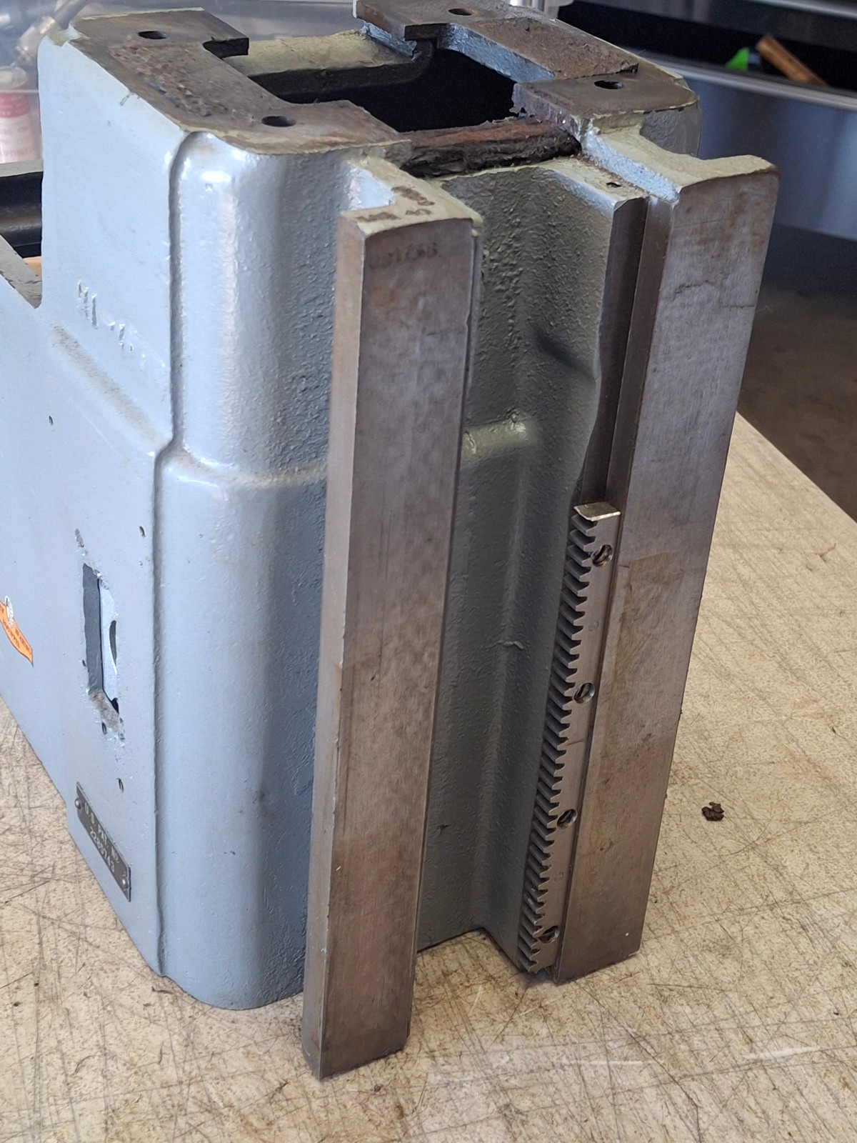 Atlas MFC Milling Machine Body Housing Casting M1-1