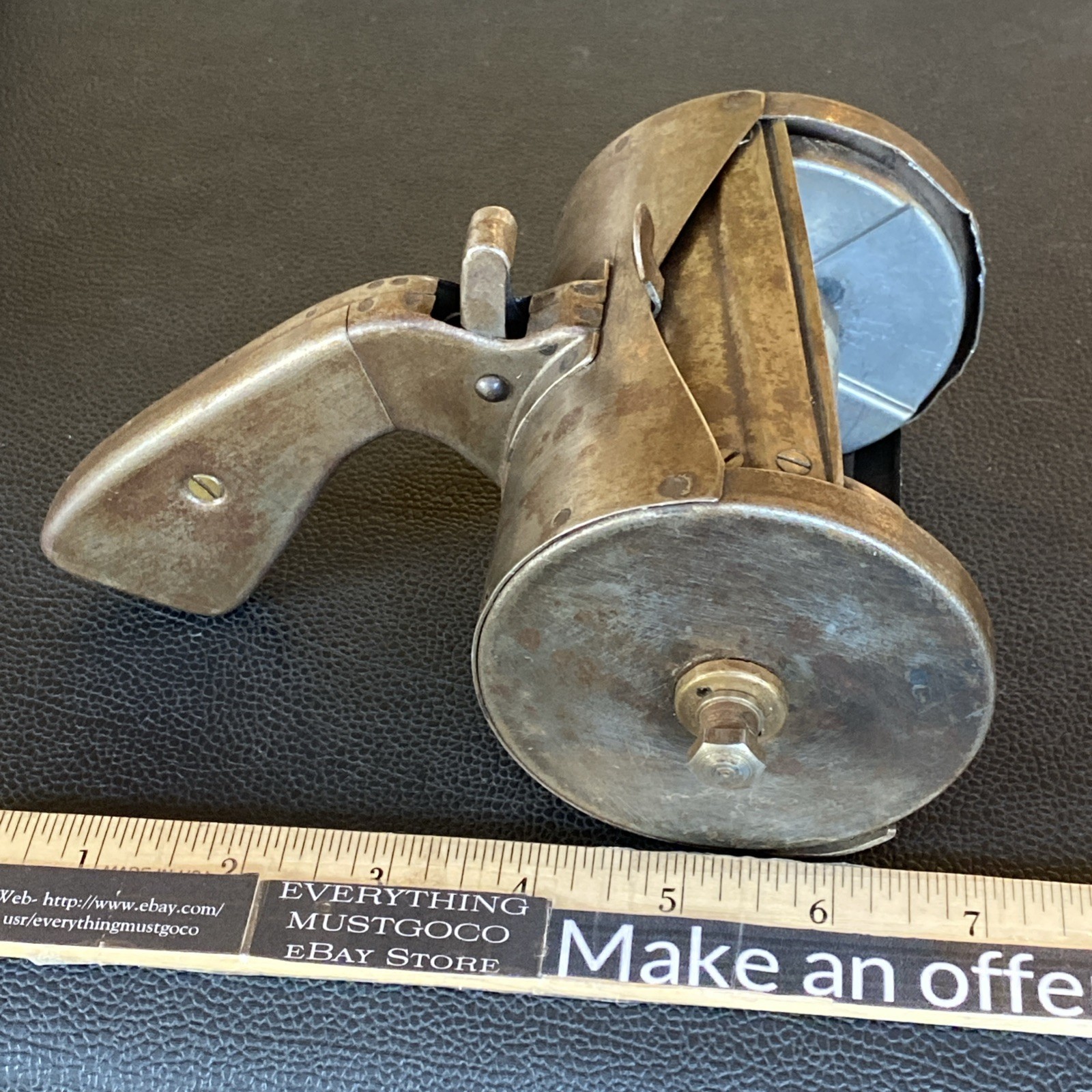 Vtg Hand Held Pistol Grip Thumb Close Tin Smith Roll Reel Feeder Dispenser